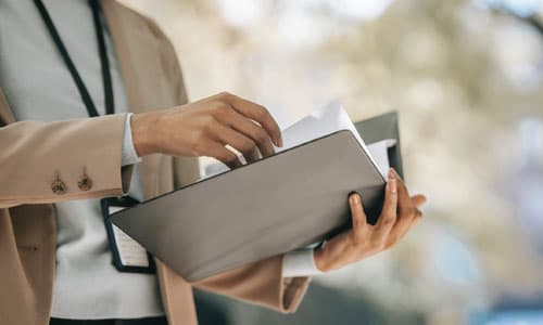 How to create a policies and procedure manual