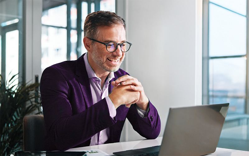 XR_industries_finance_businessman 1